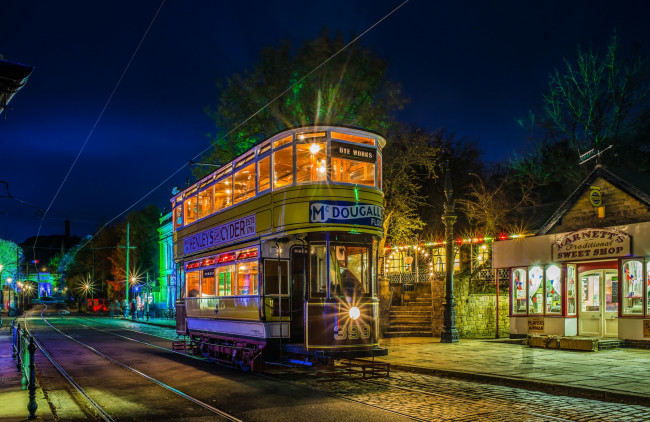 Обои картинки фото техника, трамваи, трамвай, рельсы, город