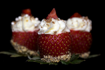 Картинка еда клубника +земляника ягоды