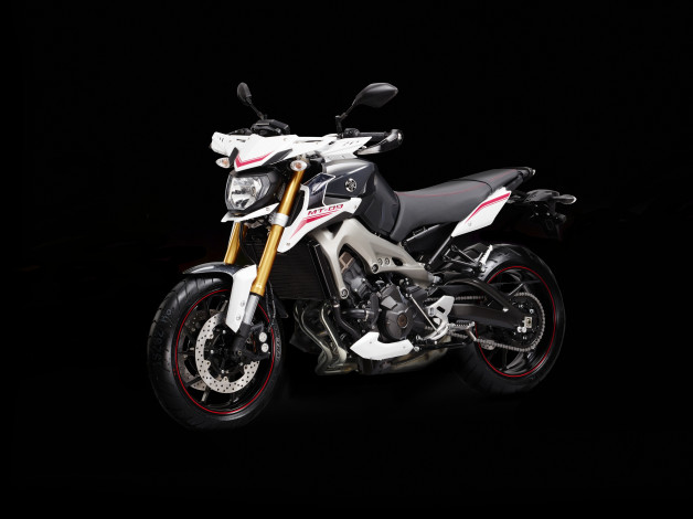 Обои картинки фото мотоциклы, yamaha