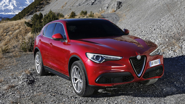 Обои картинки фото alfa romeo stelvio 2018, автомобили, alfa romeo, зима, снег, 2018, stelvio, alfa, romeo
