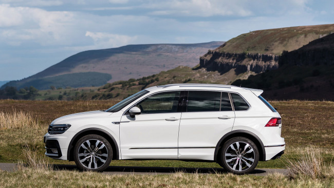 Обои картинки фото volkswagen tiguan 2, 0 tdi 4motion r-line 2017, автомобили, volkswagen, tiguan, 2017, r-line, 4motion, tdi, 2