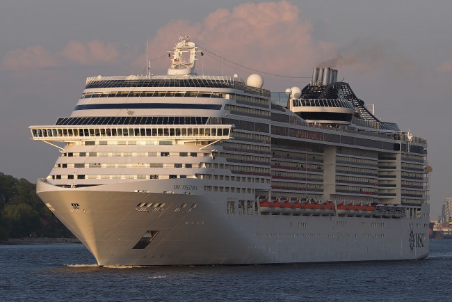 Обои картинки фото msc preziosa, корабли, лайнеры, круиз, лайнер