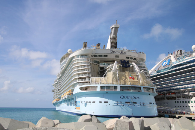 Обои картинки фото oasis of the seas, корабли, лайнеры, круиз, лайнер