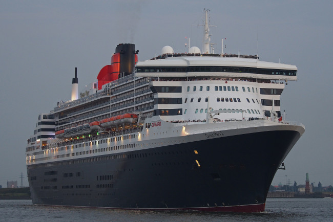Обои картинки фото queen mary 2, корабли, лайнеры, круиз, лайнер