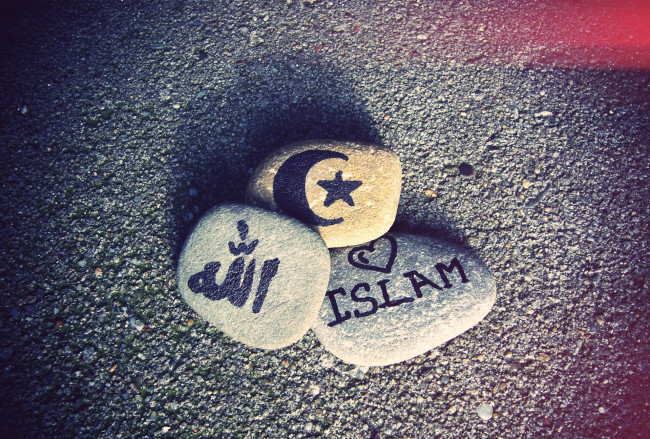 Обои картинки фото разное, надписи,  логотипы,  знаки, камни