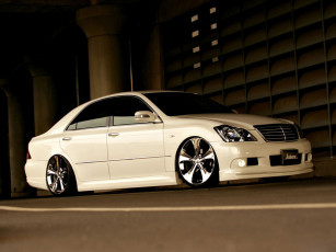 Картинка автомобили nissan datsun