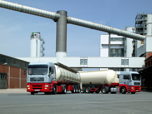 Обои картинки фото автомобили, man