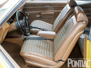 Картинка автомобили интерьеры