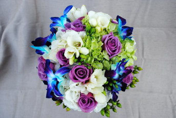 Картинка цветы букеты +композиции розы лилии фрезия