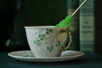 Картинка разное посуда +столовые+приборы +кухонная+утварь клевер чашка рисунок