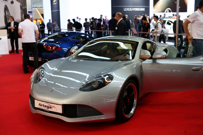 Обои картинки фото автомобили, выставки и уличные фото, artega