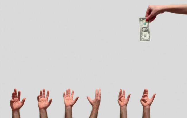 Обои картинки фото разное, руки, деньги