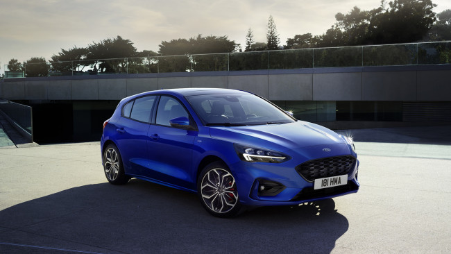 Обои картинки фото ford focus hatchback st-line 2019, автомобили, ford, blue, st-line, hatchback, focus, 2019