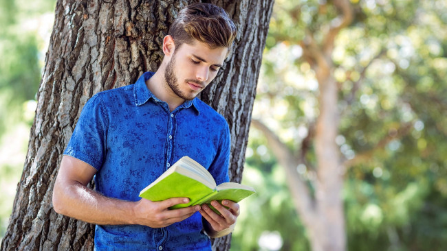 Обои картинки фото мужчины, - unsort, чтение, книга