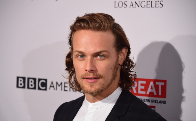 Обои картинки фото сэм хьюэн , sam heughan, мужчины, international, business, times, sam, heughan, сэм, хьюэн, актер, мужчина