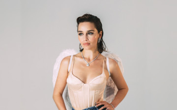 обоя девушки, emilia clarke, декольте