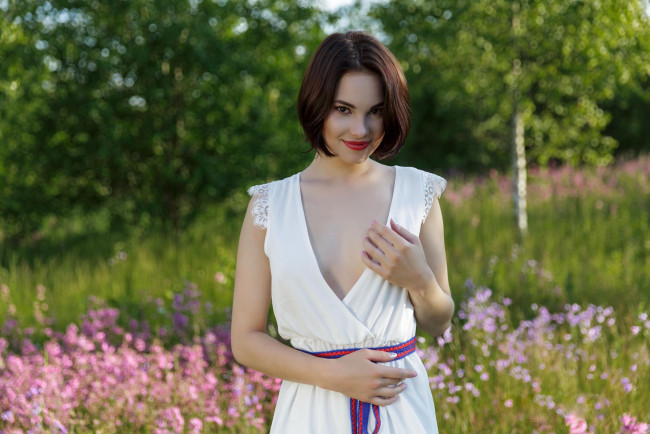 Обои картинки фото diana fame, девушки, diana, fame, девушка, модель, брюнетка, красотка, поза, стройная, сексуальная, взгляд, фигура, флирт, макияж