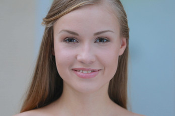 Картинка девушки angel+b+megan портрет