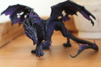 Картинка разное игрушки дракончик