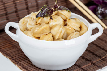 обоя еда, пельмени,  манты,  вареники, базилик