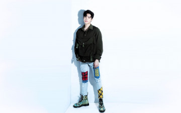 Картинка мужчины hou+ming+hao актер куртка джинсы