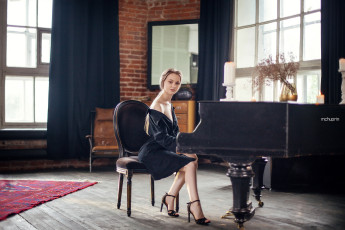 Картинка девушки -+блондинки +светловолосые девушка позирует максим чуприн