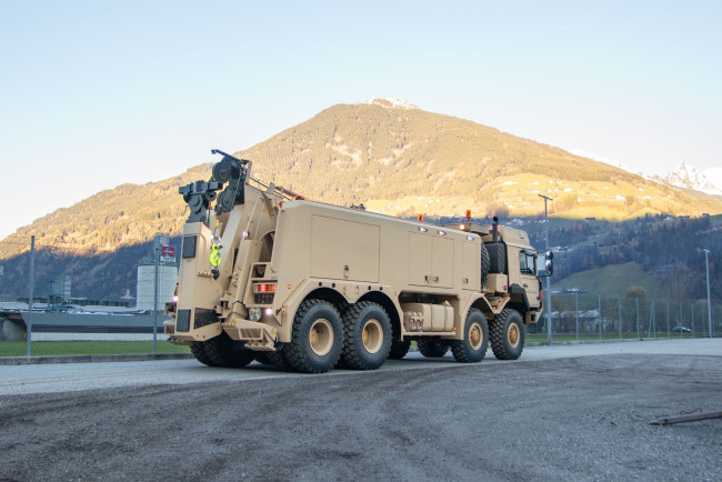 Обои картинки фото техника, военная техника, man