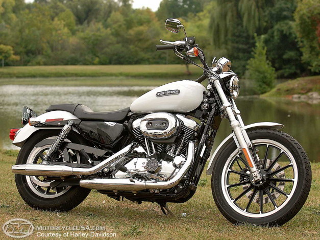 Обои картинки фото мотоциклы, harley, davidson