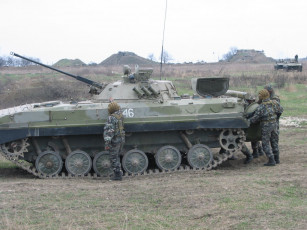 Картинка боевая машина пехоты бмп техника военная