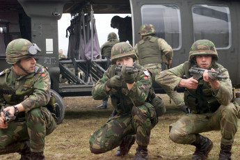 Картинка оружие армия спецназ army military