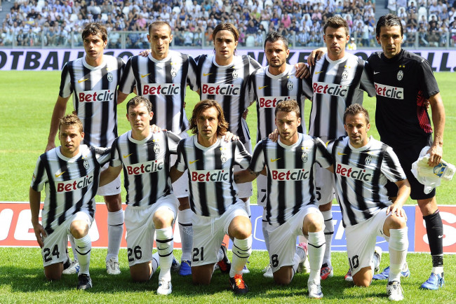 Обои картинки фото спорт, футбол, ювентус, команда, серия, а, 2011-12, serie, a, team, juventus