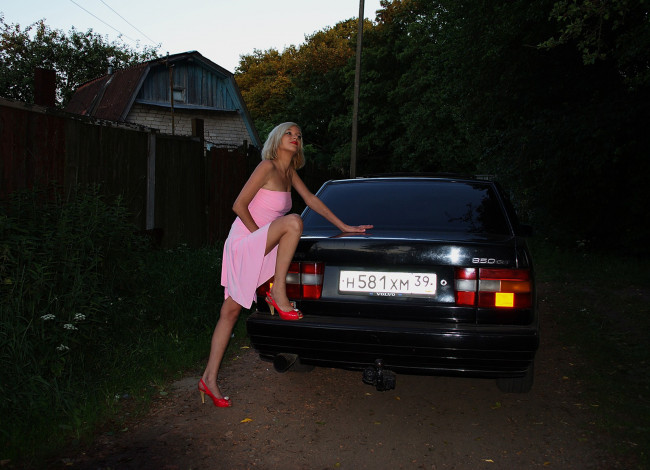 Обои картинки фото автомобили, авто, девушками