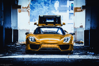 Картинка автомобили porsche spyder golden 918