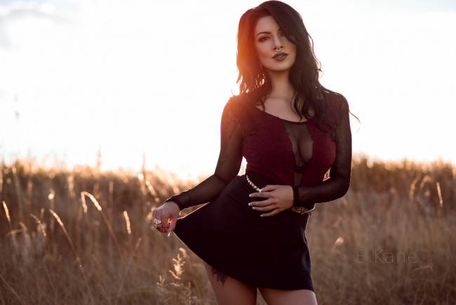 Обои картинки фото девушка, девушки, -unsort , брюнетки, темноволосые, модель