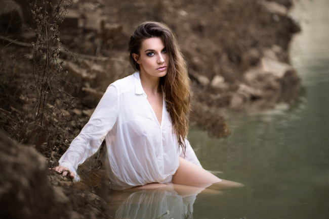 Обои картинки фото девушка, девушки, -unsort , брюнетки, темноволосые, модель