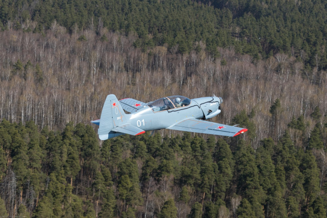 Обои картинки фото як- 152, авиация, лёгкие одномоторные самолёты, як-, 152, самолёт, полёт