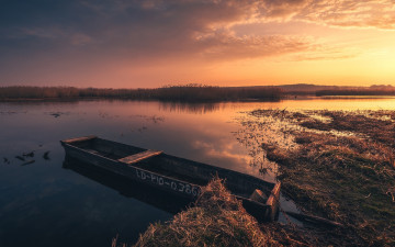 Картинка корабли лодки +шлюпки закат лодка река