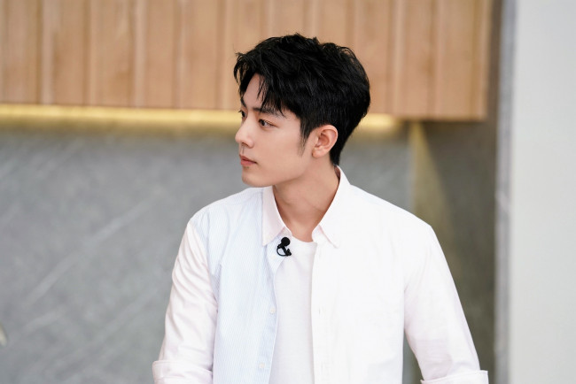 Обои картинки фото мужчины, xiao zhan, актер, рубашка