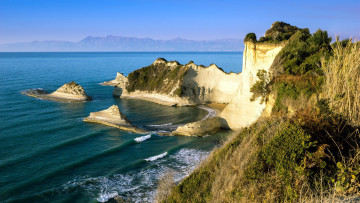 Картинка mediterranean+coast+of+greece природа побережье mediterranean coast of greece