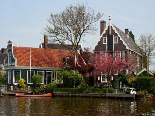 Картинка города здания дома