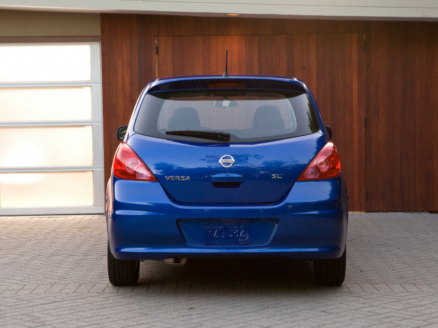 Обои картинки фото versa, 2010, автомобили, nissan, datsun
