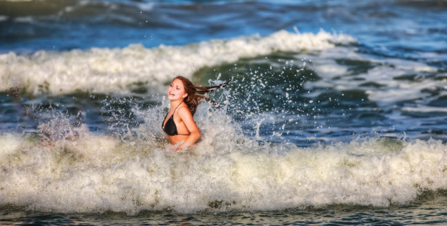 Обои картинки фото _Unsort -НЕ ВЫБИРАТЬ  , девушки, , не, выбирать, девушка, волны, океан