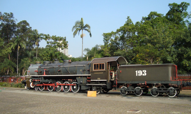 Обои картинки фото техника, паровозы, музей, тендер, экспонат, паровоз