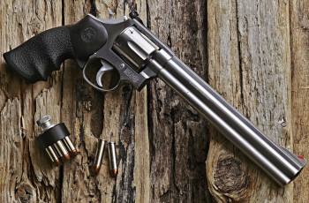 Картинка оружие револьверы пули ствол