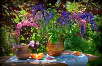 Картинка цветы люпин абрикосы кувшин вышивка букет натюрморт