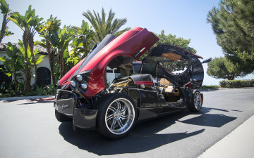 Картинка автомобили pagani huayra sportscar