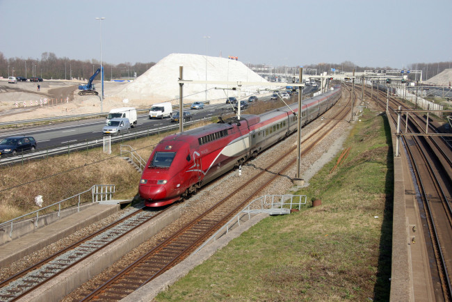 Обои картинки фото техника, поезда, поезд, скоростной