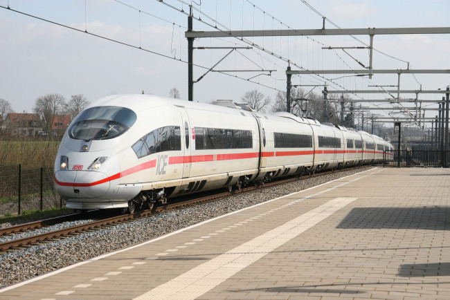 Обои картинки фото техника, поезда, поезд, скоростной