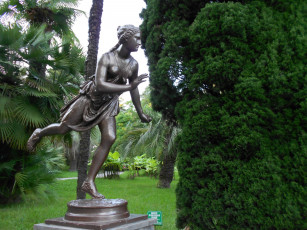 Картинка города -+памятники +скульптуры +арт-объекты скульптура сочи девушка пальма