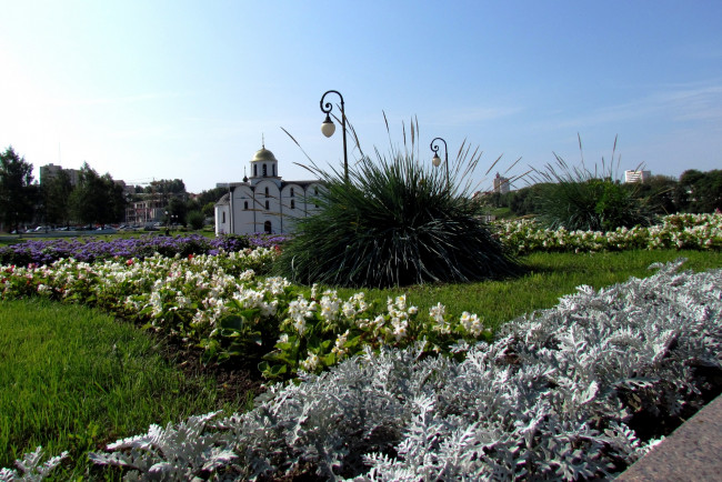 Обои картинки фото города, - пейзажи, фонарь, цветы, беларусь, витебск